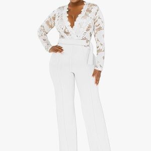 Sophisticated White Lace Jumpsuit with Wide-Leg Design